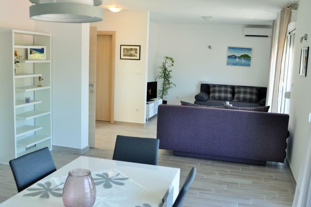Apartments Zora Rogoznica  Εξωτερικό φωτογραφία