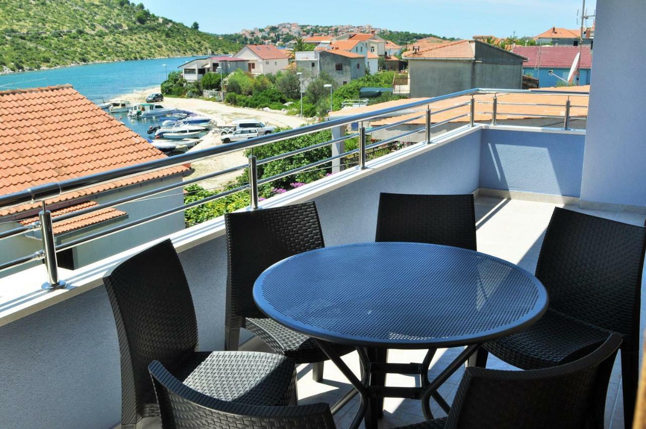 Apartments Zora Rogoznica  Εξωτερικό φωτογραφία